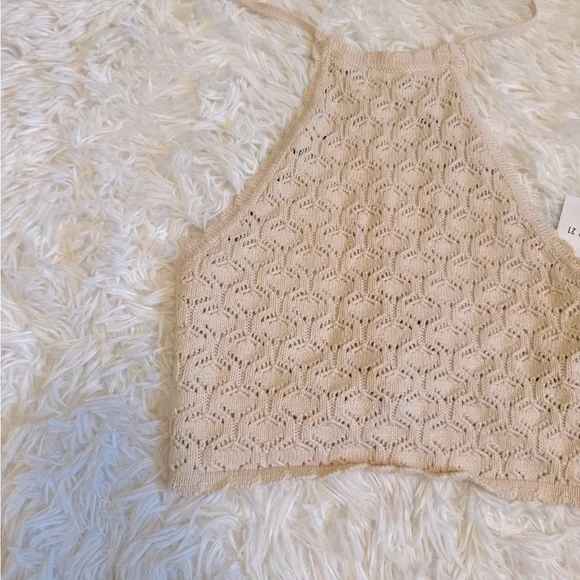 3/20 Forever21 crochet halter top cream halter top crochet tank top - Picture 2 of 4